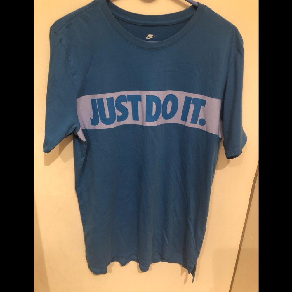 Nike Tee Like New